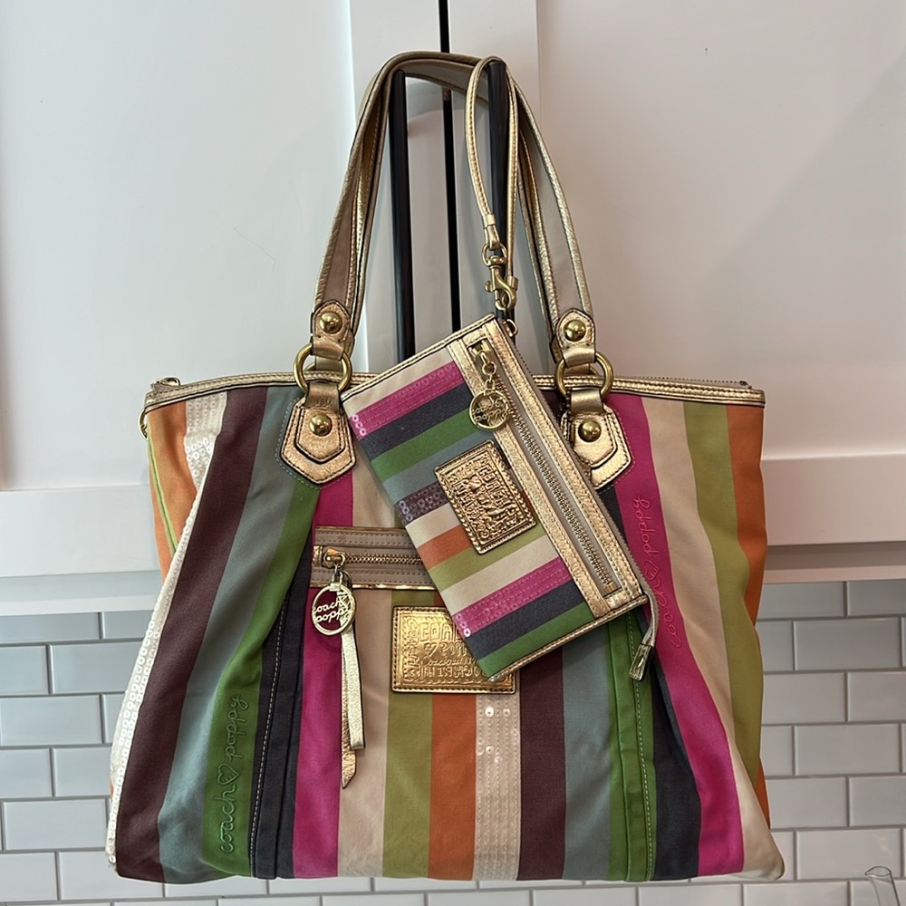 COACH poppy Tote Set.